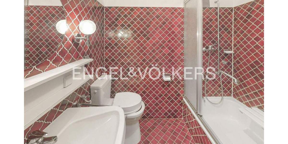 Doppelhaushälfte Hilden - 8 Zimmer, 292 m&sup2;, 995.000&euro; | Angebot:24498275