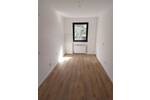 Renovierte 3-Zimmer-Wohnung mit Balkon und Garage