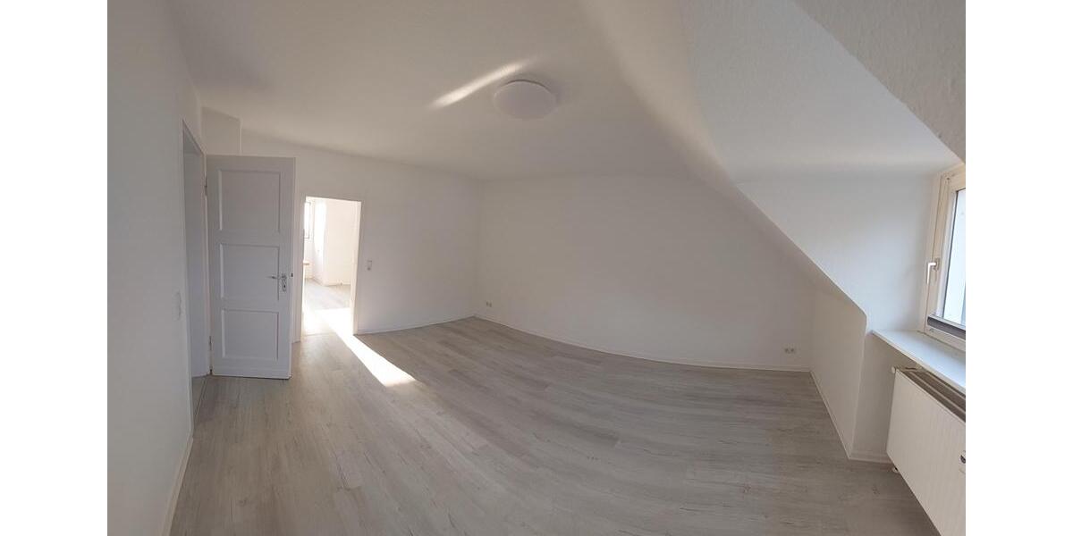 Dachgeschoßwohnung Solingen Ohligs - 3 Zimmer, 60 m&sup2;, 1.000&euro; | Angebot:24781936
