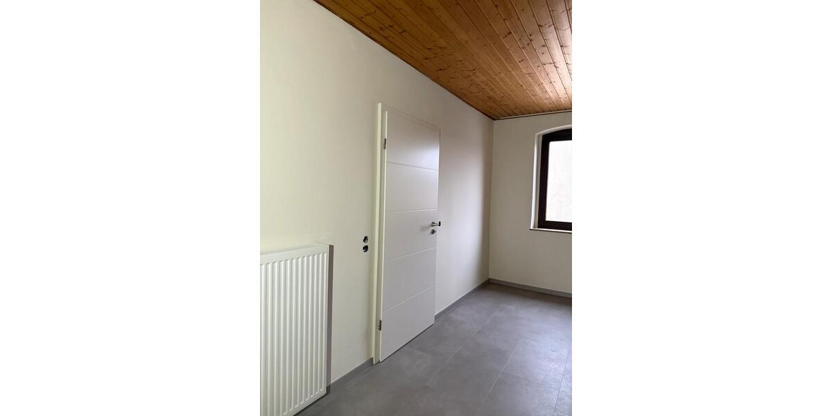 Etagenwohnung Leichlingen (Rheinland) - 3 Zimmer, 65 m&sup2;, 1.100&euro; | Angebot:26227618