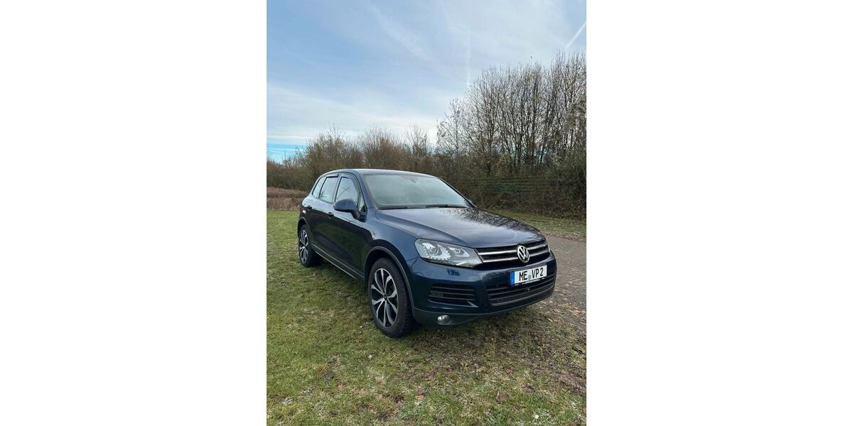 VW Touareg 212.700 km 16.555 € Wülfrath 42489