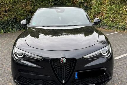Alfa Romeo Stelvio 47.000 km 34.900 &euro; Köln 51061
