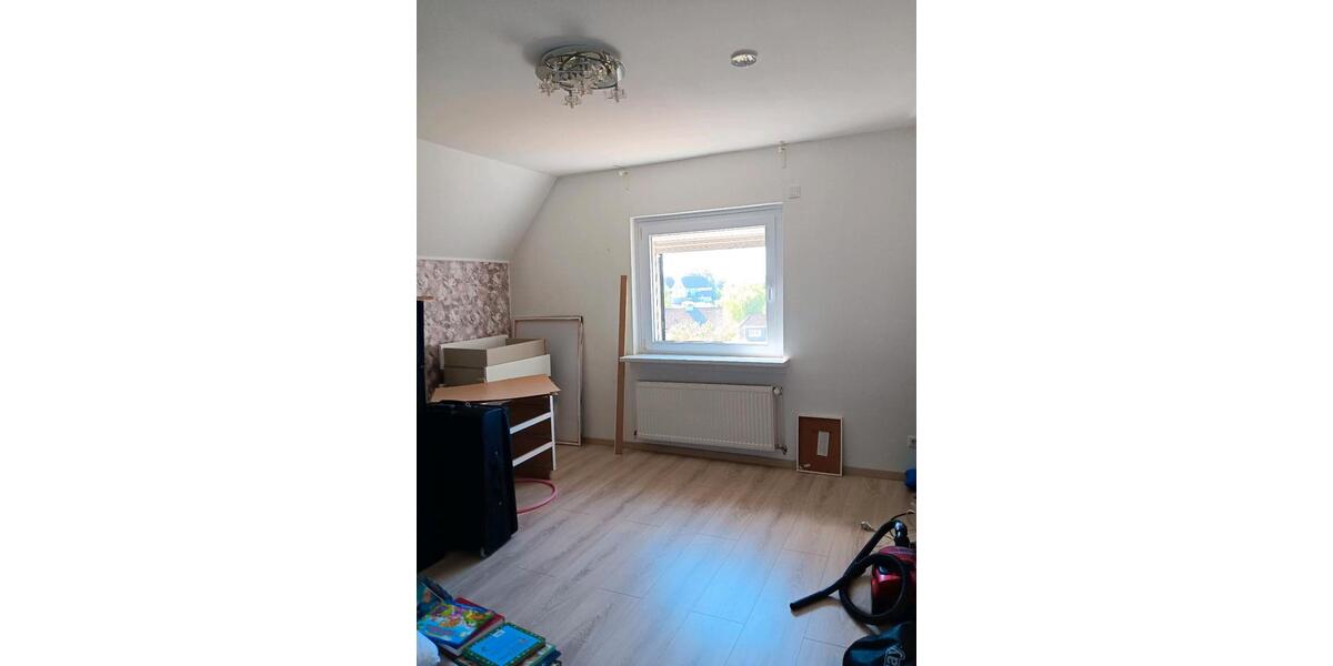 Einfamilienhaus Radevormwald - 4 Zimmer, 140 m&sup2;, 540.000&euro; | Angebot:24548856