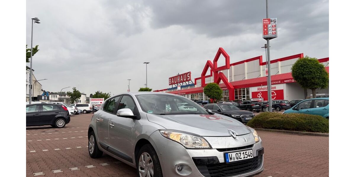 Renault Megane 109.300 km 3.500 &euro; Wuppertal 42287