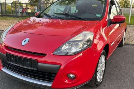 Renault Clio 253.000 km 1.550 € KÖLN 51109