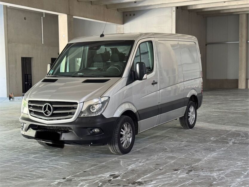 Mercedes-Benz Sprinter 158.525 km 21.750 € Velbert 42553