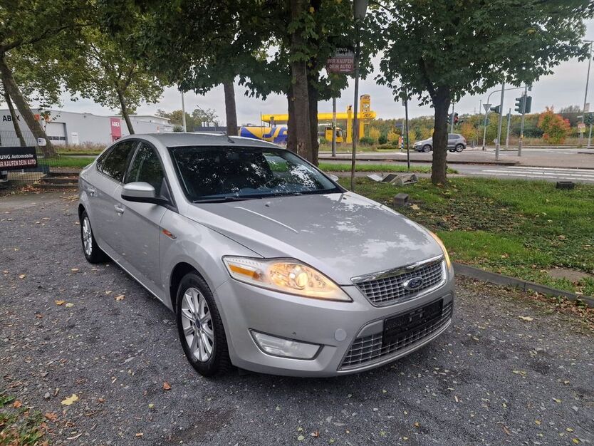 Ford Mondeo 168.000 km 3.999 € Köln 51107