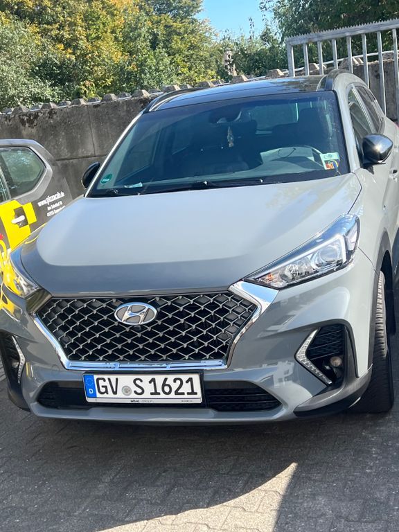 Hyundai TUCSON 105.000 km 18.900 € Grevenbroich 41515