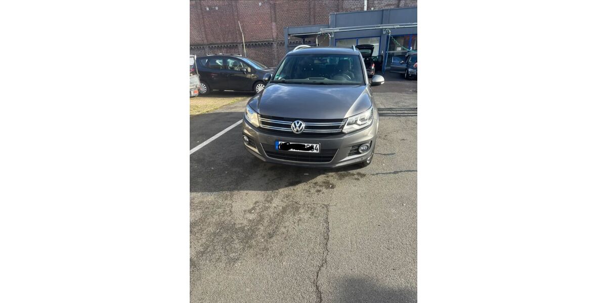 VW Tiguan 161.300 km 15.600 &euro; Solingen 42651