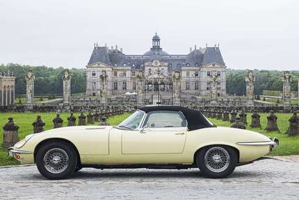 Jaguar E-Type 23.335 km 89.000 &euro; Köln Lövenich 50859