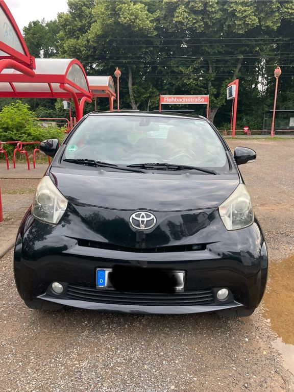 Toyota IQ 98.000 km 6.500 € Köln 51109
