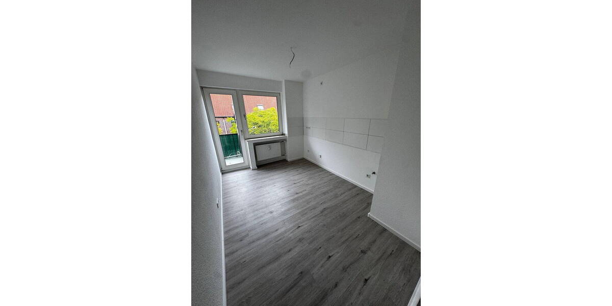 Etagenwohnung Köln Kalk - 2 Zimmer, 53 m&sup2;, 220.000&euro; | Angebot:26450499