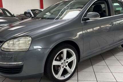 VW Jetta 229.000 km 4.700 € Leverkusen 51373