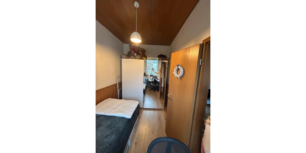 Etagenwohnung Düsseldorf Stadtbezirk 3 - 2 Zimmer, 35 m&sup2;, 650&euro; | Angebot:25840073