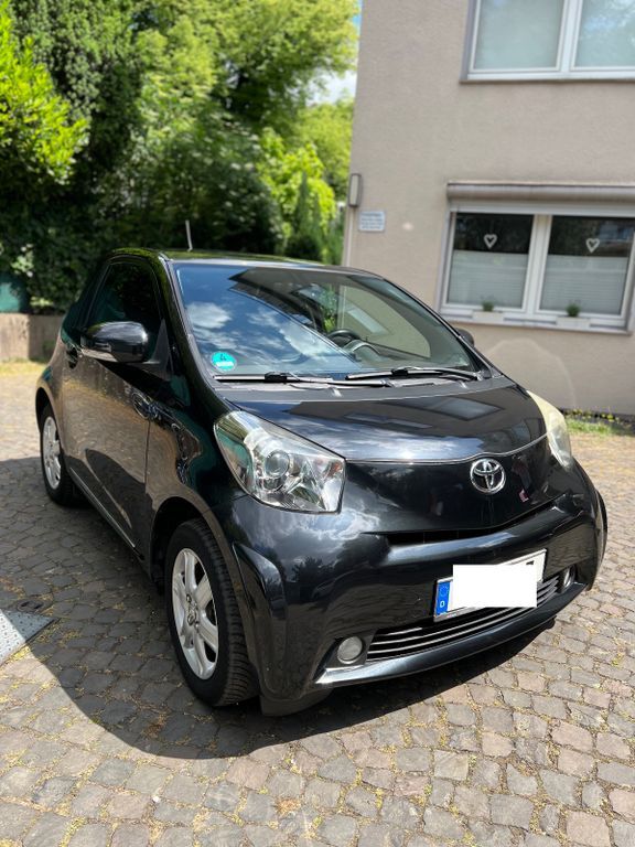 Toyota IQ 230.000 km 2.650 € Mülheim 45468
