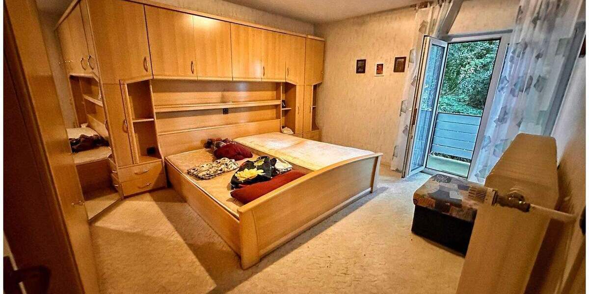 Etagenwohnung Remscheid Nord - 2 Zimmer, 83 m&sup2;, 139.900&euro; | Angebot:24708509