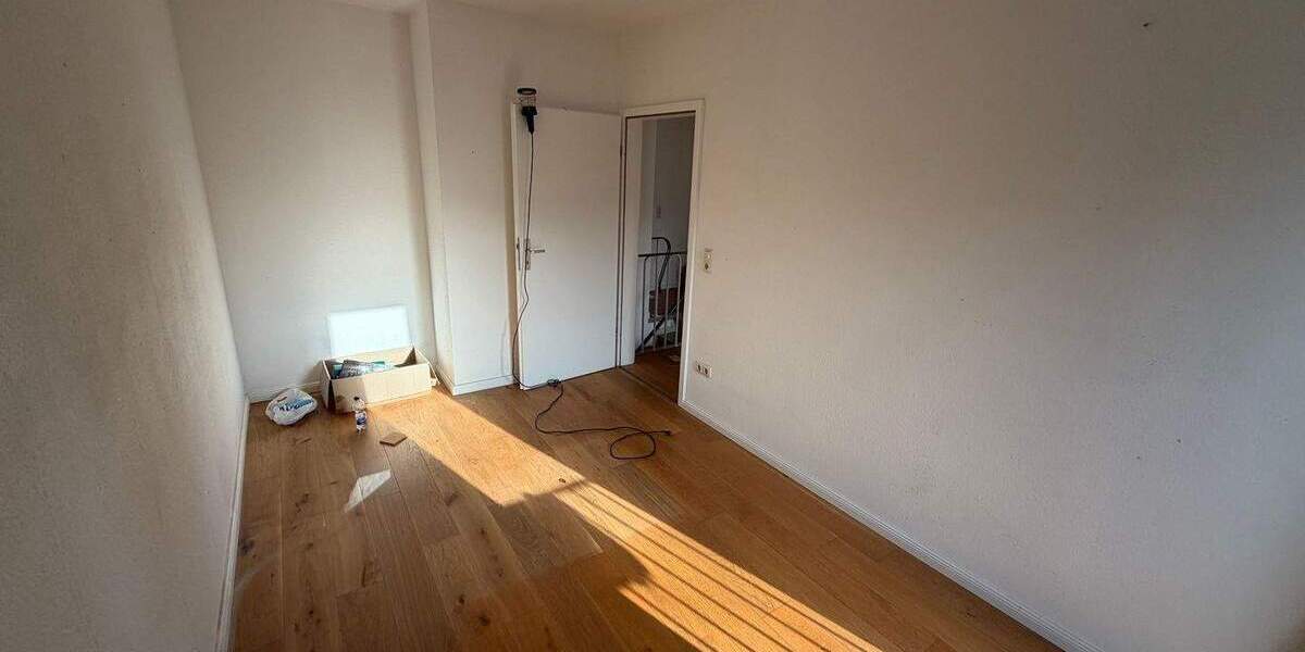 Reihenmittelhaus Köln Bilderstöckchen - 4 Zimmer, 88 m&sup2;, 439.000&euro; | Angebot:24825797