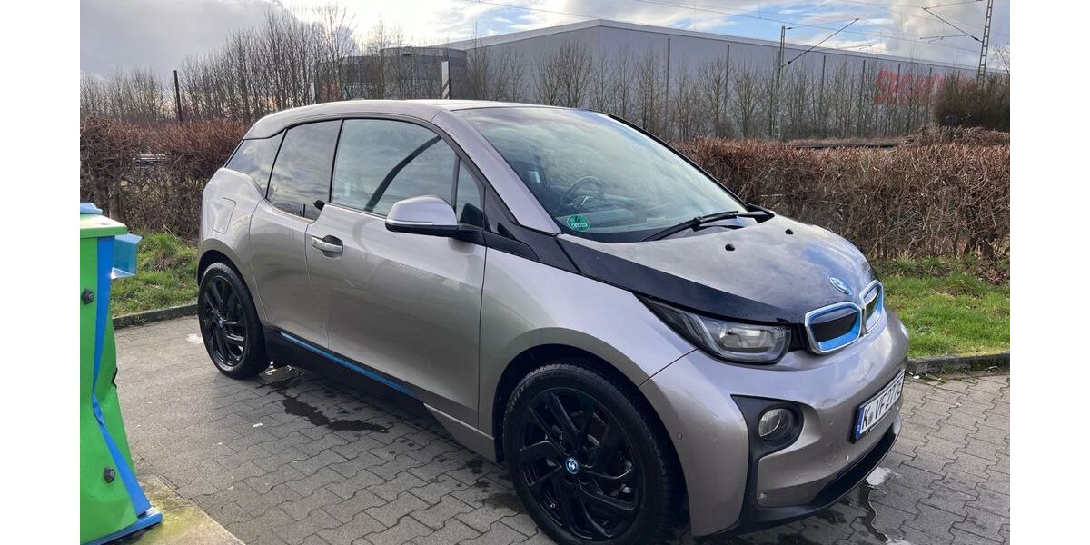 BMW i3 71.225 km 9.900 &euro; Köln 50767