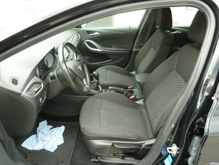 Astra 1.5 D Edition Klima Navigation Lackschäden