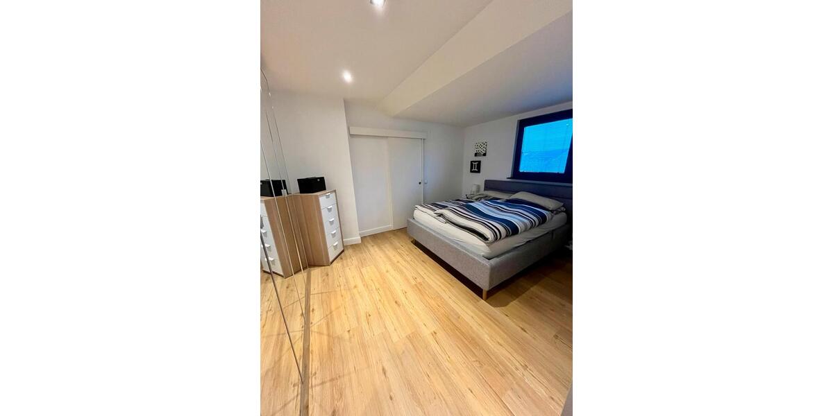 Etagenwohnung Düsseldorf Flingern Süd - 3 Zimmer, 95 m&sup2;, 650.000&euro; | Angebot:24996367