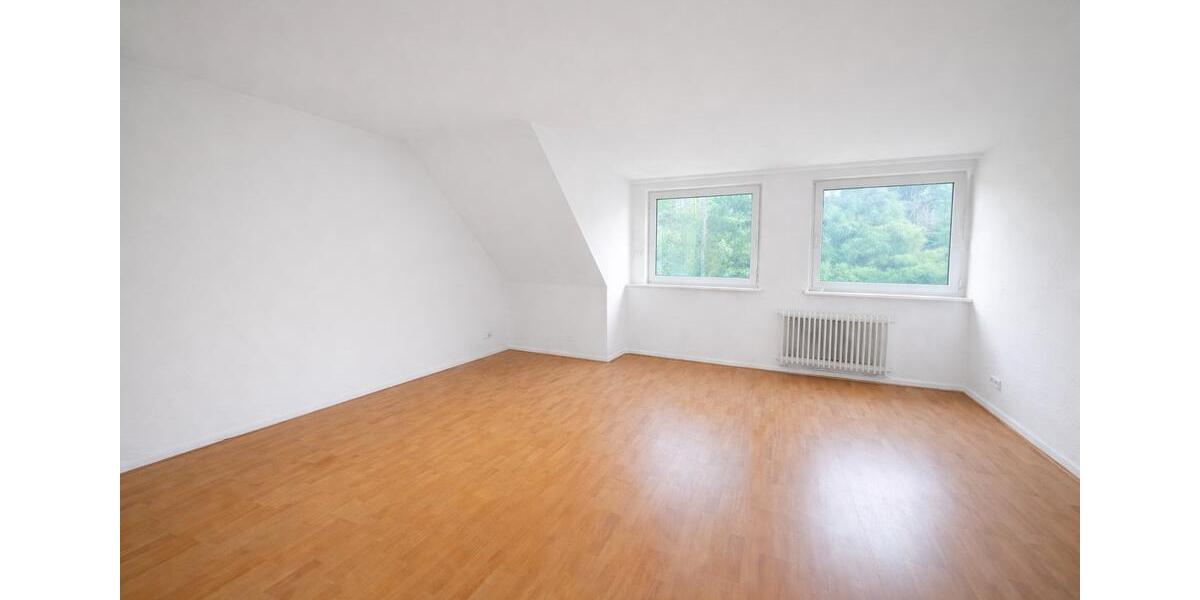 Dachgeschoßwohnung Wuppertal Gemarkung Langerfeld - 3 Zimmer, 67 m&sup2;, 133.900&euro; | Angebot:24804926