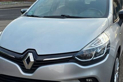 Renault Clio 85.925 km 7.950 &euro; Neuss 41470