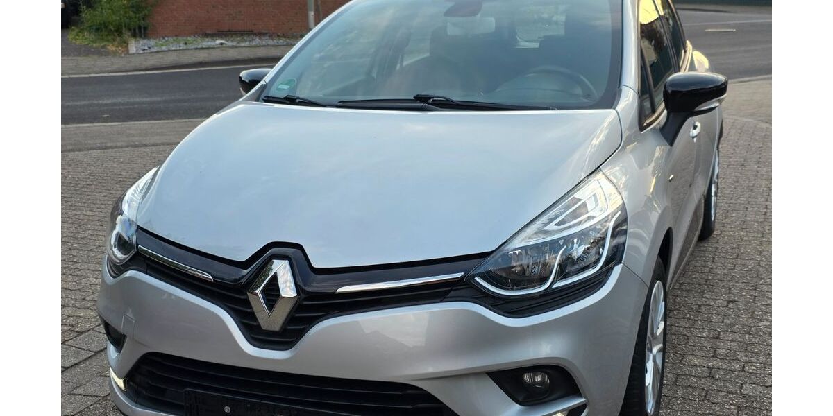Renault Clio 85.925 km 7.950 &euro; Neuss 41470