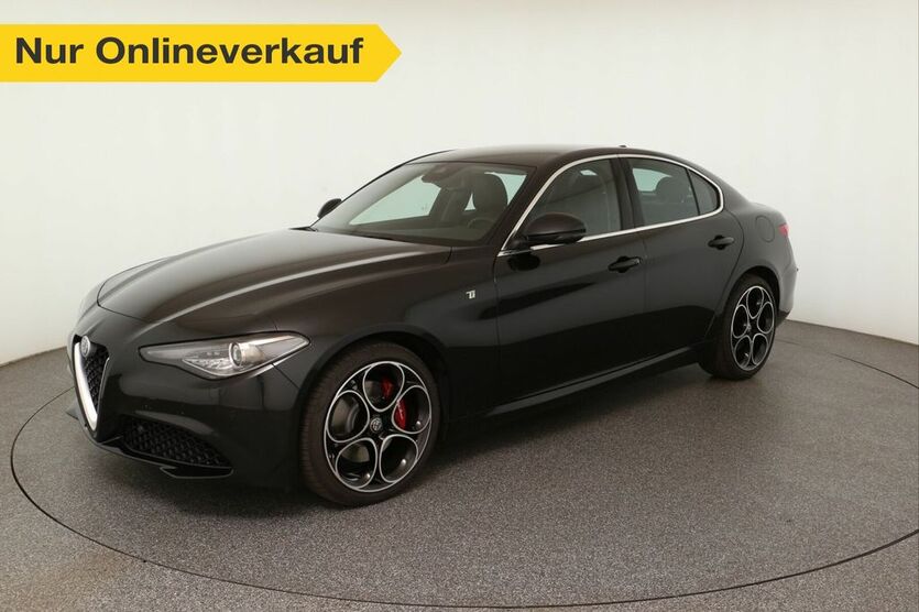 Alfa Romeo Giulia 36.650 km 28.460 € Düsseldorf 40599