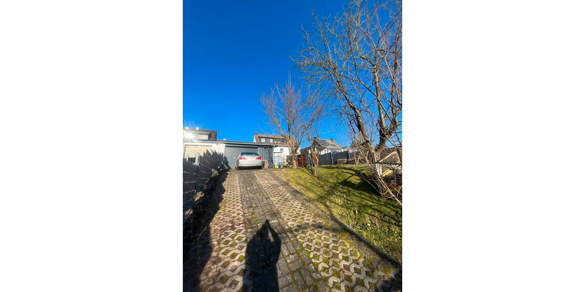 Etagenwohnung Wipperfürth - 3 Zimmer, 70 m&sup2;, 900&euro; | Angebot:24847805