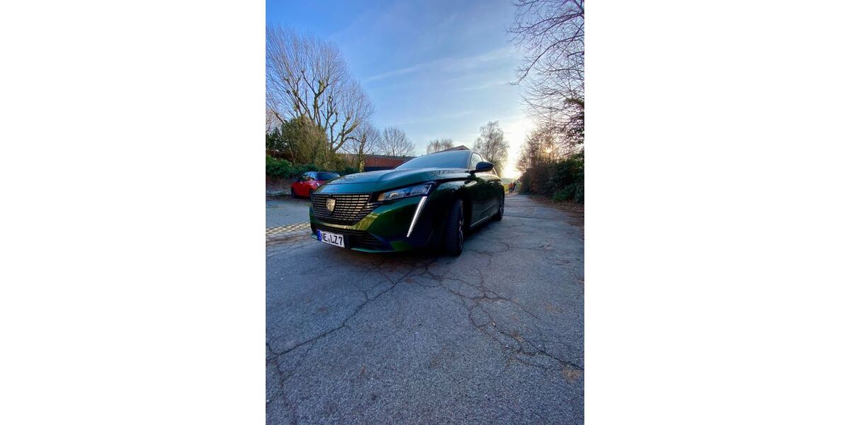 Peugeot 308 50.500 km 22.200 &euro; Neuss 41462