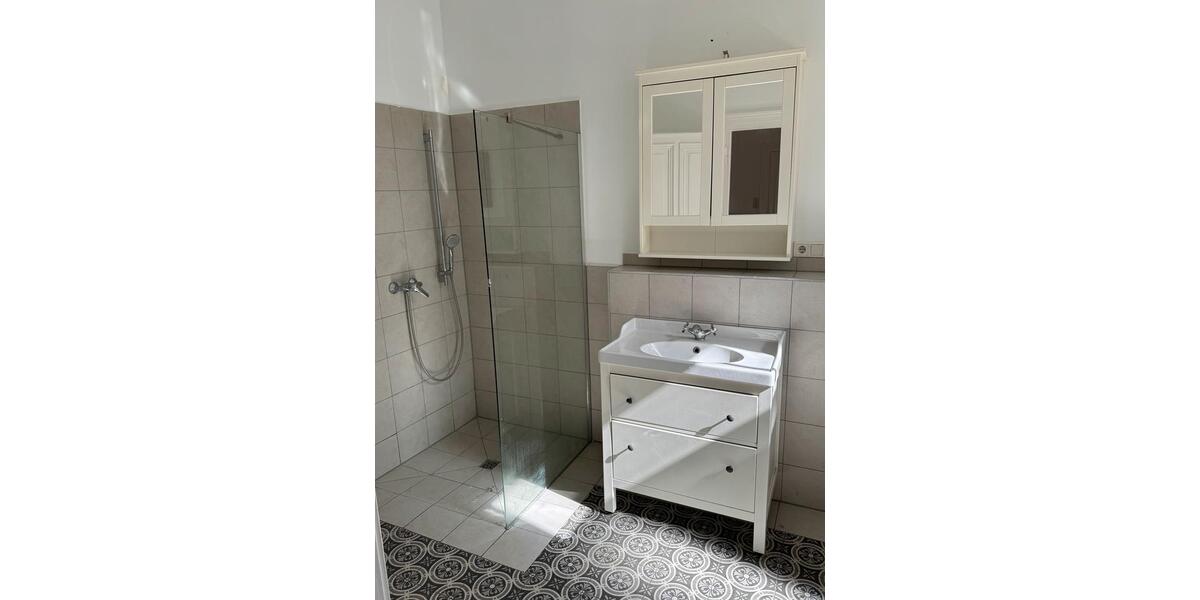 Erdgeschoßwohnung Neuss - 2 Zimmer, 46 m&sup2;, 615&euro; | Angebot:25962540