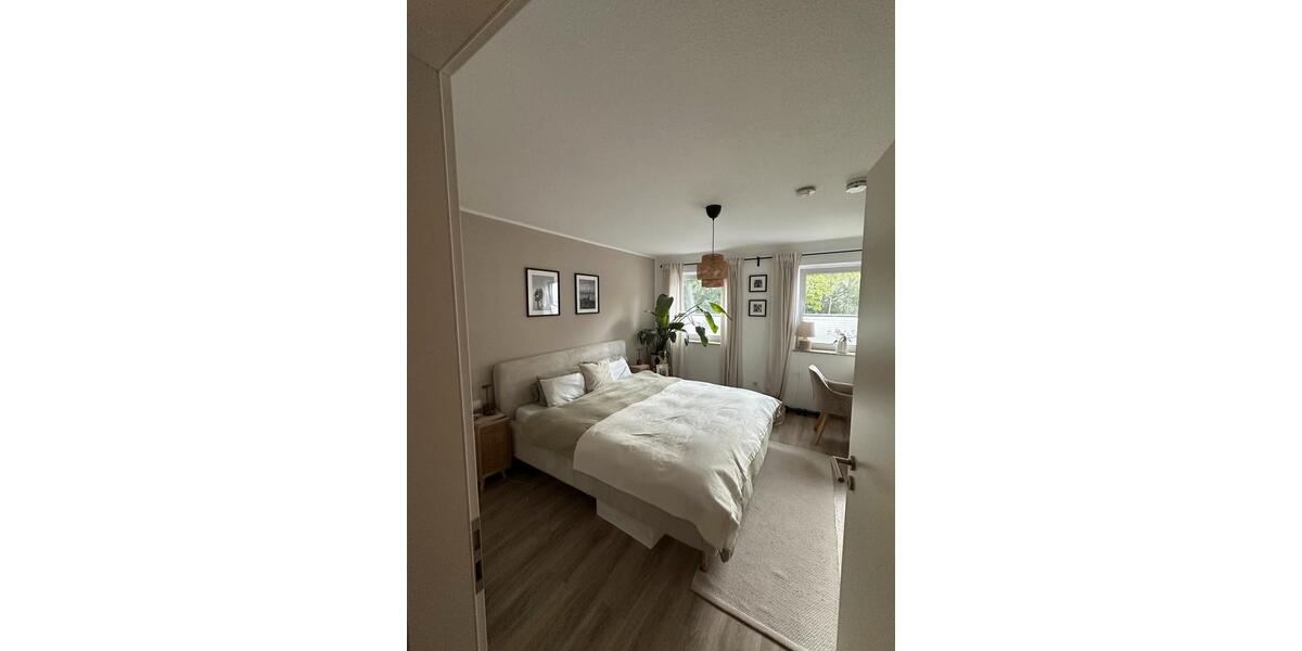 Erdgeschoßwohnung Bergisch Gladbach Paffrath - 2 Zimmer, 70 m&sup2;, 1.065&euro; | Angebot:26254899