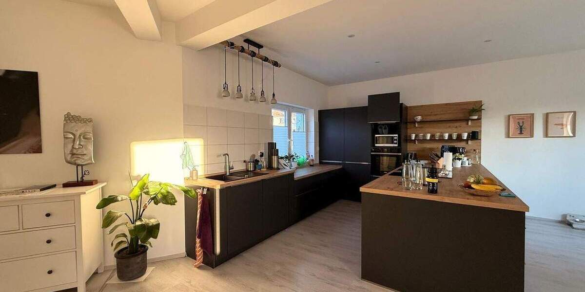 Etagenwohnung Essen Rüttenscheid - 3 Zimmer, 136 m&sup2;, 1.088&euro; | Angebot:25727527