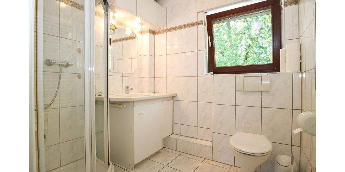 Reihenmittelhaus Neuss / Weckhoven Weckhoven - 4 Zimmer, 93 m&sup2;, 290.000&euro; | Angebot:23958380