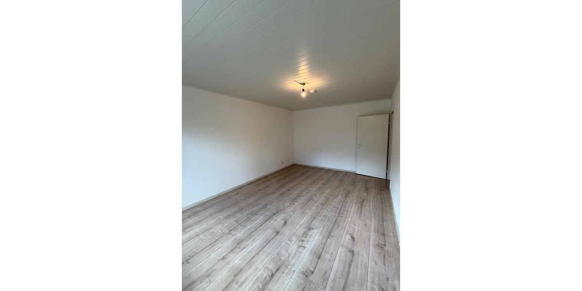 Etagenwohnung Wuppertal Dornap - 2 Zimmer, 67 m&sup2;, 630&euro; | Angebot:27618060