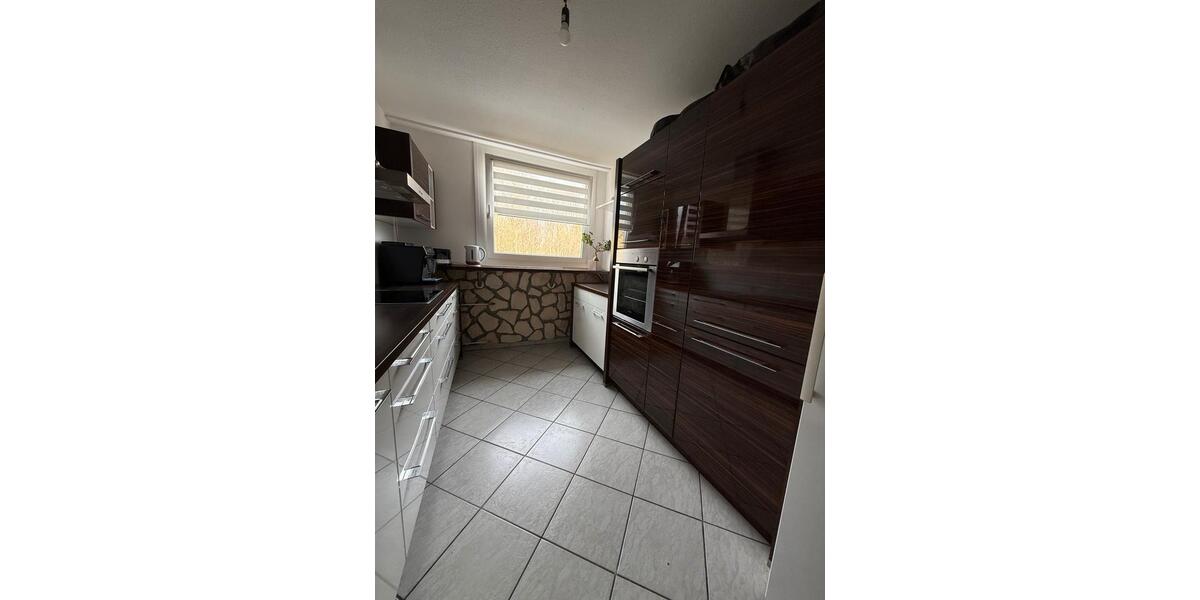 Etagenwohnung Bergisch Gladbach Gronau - 3 Zimmer, 85 m&sup2;, 1.420&euro; | Angebot:25844072