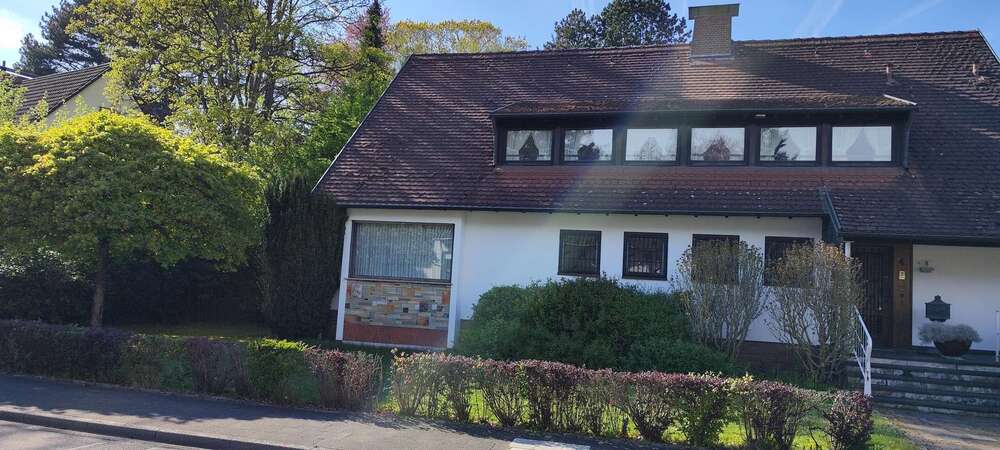 Einfamilienhaus Düsseldorf Stadtbezirk 9 - 5 Zimmer, 300 m&sup2;, 2.395.000&euro; | Angebot:26929007