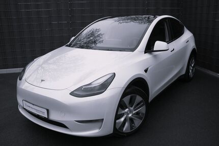 Tesla Model Y 45.837 km 34.499 &euro; Dormagen 41539