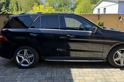 Mercedes-Benz ML 350 123.000 km 22.880 &euro; Solingen 42719