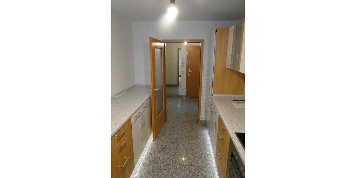 Etagenwohnung Bergisch Gladbach Alt-Frankenforst - 3 Zimmer, 112 m&sup2;, 1.200&euro; | Angebot:24753474