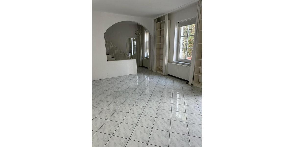 Einfamilienhaus Düsseldorf Stadtbezirk 3 - 6 Zimmer, 140 m&sup2;, 3.500&euro; | Angebot:25306326