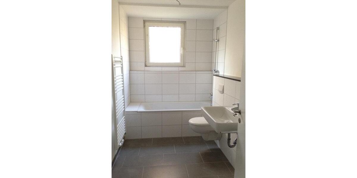 Dachgeschoßwohnung Haan - 2 Zimmer, 48 m&sup2;, 770&euro; | Angebot:24781921