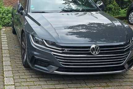 VW Arteon 150.000 km 20.600 € Velbert 42549