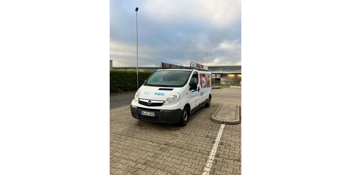 Opel Vivaro 245.838 km 3.450 € Wuppertal 42105