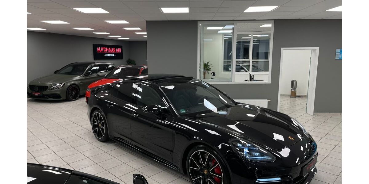 Porsche Panamera 86.592 km 82.900 € Remscheid 42857