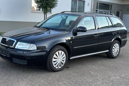 Skoda Octavia 196.700 km 2.990 &euro; Neuss 41460
