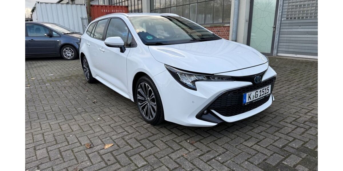 Toyota Corolla 94.500 km 18.400 &euro; Köln 51103