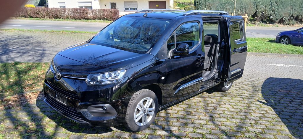 Toyota Proace (Verso) 63.000 km 21.600 &euro; Odenthal-Neschen 51519