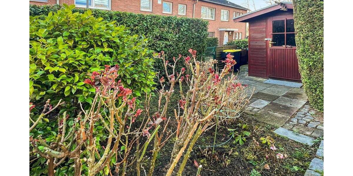 Mehrfamilienhaus, Wohnhaus Neuss Selikum - 7 Zimmer, 211 m&sup2;, 650.000&euro; | Angebot:25938942