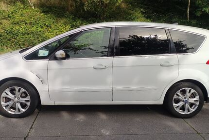 Ford S-Max 205.000 km 5.250 € Bochum 44807